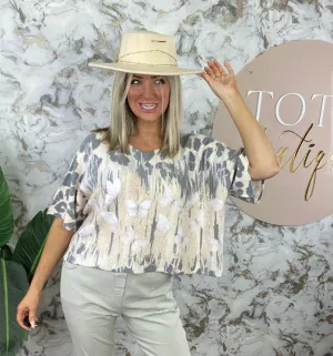 Neutral hat
